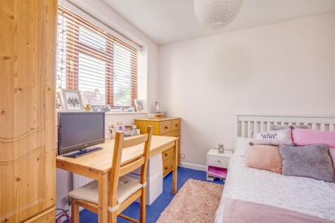 39 Eastern Dene, HP15 7BS-4.jpg