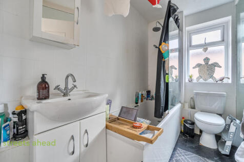 b4e3d32c-bdc6-40d...