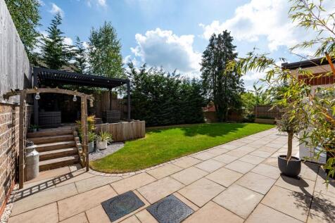 5a Ormes Lane-May25-rear1.jpg