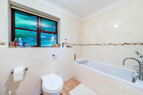 6822056235583-128...