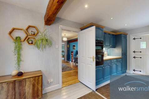 Foxes-Hollow-22a-Hall-Drive-06012025_155701