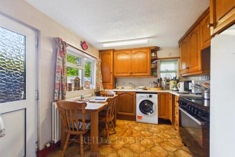 CAM05148G0-PR0234-STILL014.jpg