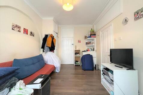 Studio for rent