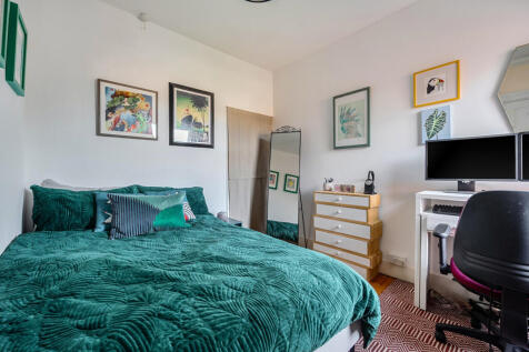 1373407-15-690098...