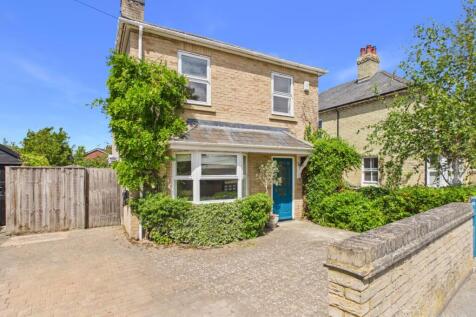Front of house- Mark Stephens EweMove Newmarket an