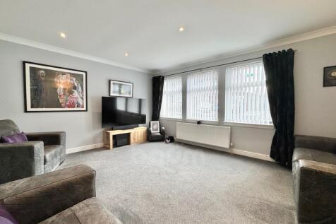 Reform Street, Beith lounge picture