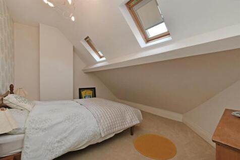 8 bed, 5 bath Detached in Sheffield - Photo 32