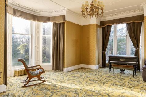12 bed, 4 bath Detached in Edinburgh - Photo 7