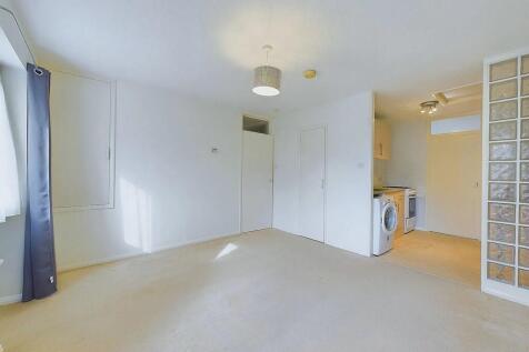 CAM03423G0-PR0324...