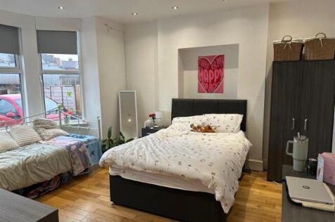radcliffe-road-ng2-5hh-1056832