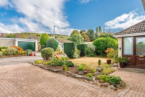 8 robinson way 13.jpeg