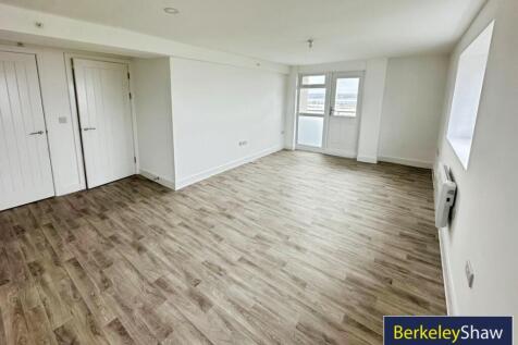 Open Plan Lounge Kitchen