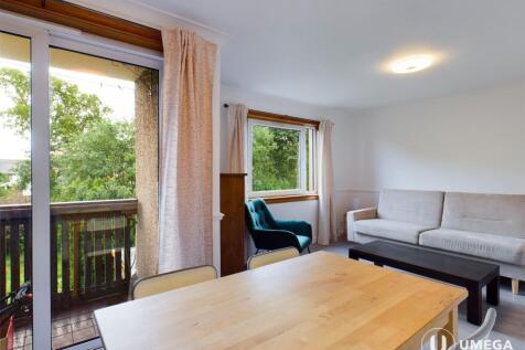 A comfortable and bright 2 bedroom property featuring a private balcony in the residential area of Liberton. Available: 16/07/2026