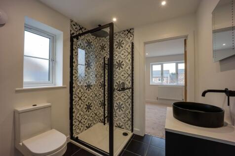 Shower Room(Jack and Jill Style)