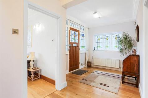 1548903635 - WESTCOTT WAY, SM2 - 17.jpg