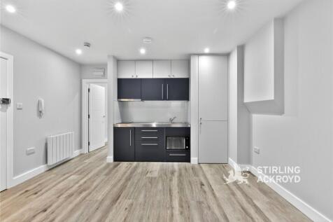 Reception/Kitchen