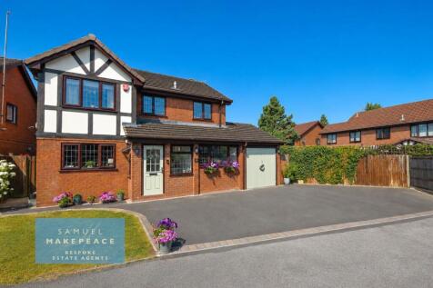 Impressive Four-Bedroom Detached Home in a Peacef