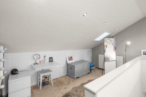 4 bed, 2 bath Town House in Edinburgh - Photo 36