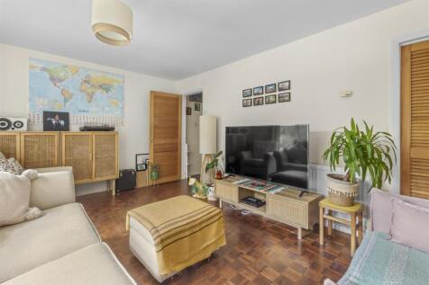 Flat 4 Temple Orchard, Amersham Hill, HP13 6PH-6.j