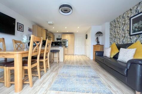 Kitchen/Diner/Family