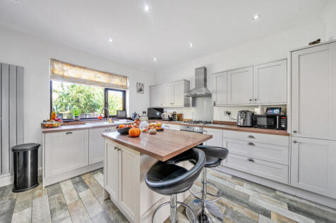 1357616-23-68e3b2...