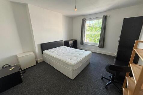 2A ROCK STREET BEDROOM.jpg