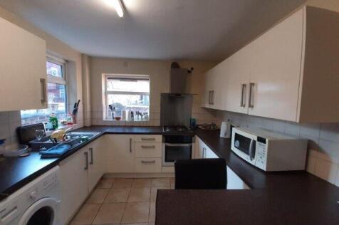 ashfield-road-m13-0yp-917239