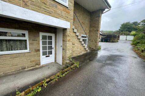 1 Bedroom Flat in BD16 4EG