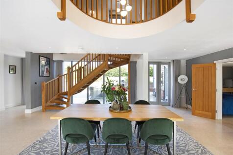 Ashfield House ph17.jpg