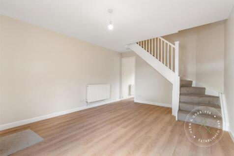 Holgate-Close-17.jpg