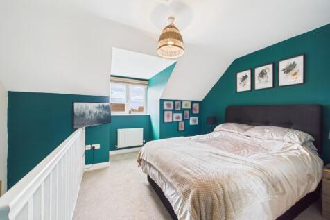 CAM02279G0-PR0053-STILL003