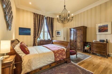 6 bed, 4 bath Town House in Glasgow - Photo 18