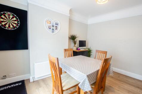 9 Robartes Road TPS Bodmin 01208 74182-05