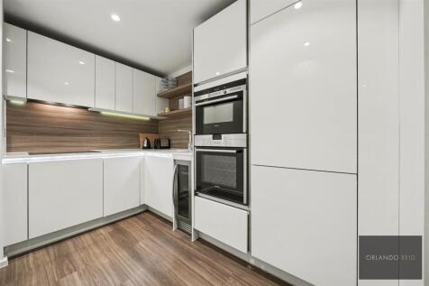 Flat 69, 10 Aurora Apartments SW18 4FW-12.jpg