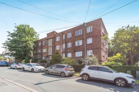 Auction Sale - 14/07/2026 - To book viewings, view the legal pack and register to bid please refer to the full sales particulars on the Savills Auctions website A substantial four-storey detached buil