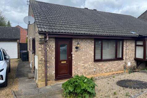 2 Bedroom Semi-Detached in NN3 5LJ