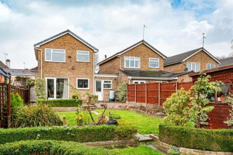 1 Denham Gardens-17.jpg