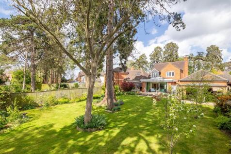 9 Campbell Close-29.jpg