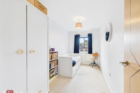 CAM05016G0-PR0106-ST