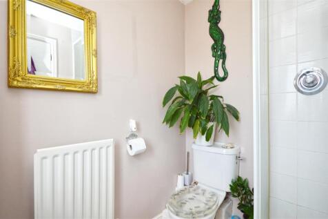 En-Suite Shower