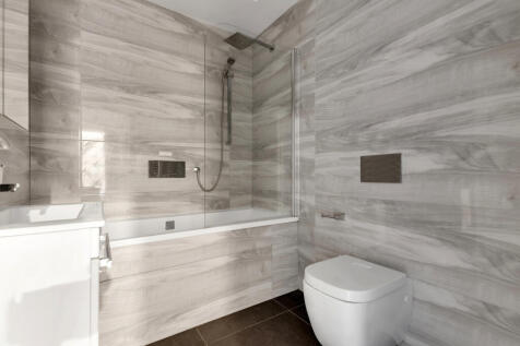 2 bed, 1 bath Maisonette in birmingham - Photo 9