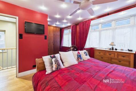 Bedroom 1 Extra Photo