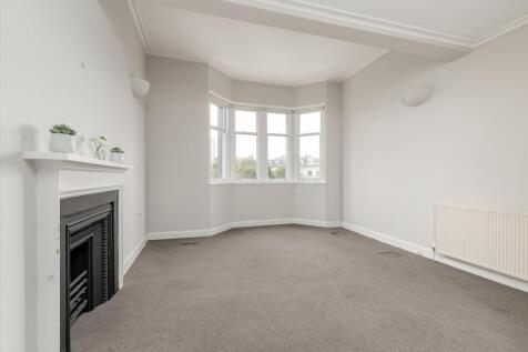 0 bed, 0 bath Town House in Edinburgh - Photo 9