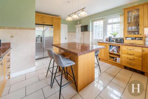 Hadleigh Estate Agents-16.jpg