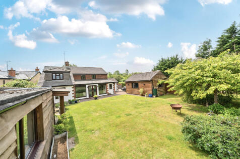 130524156849bd12d971aarw