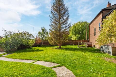 Family outdoor space