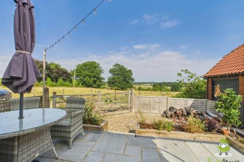 EweMove Basingstoke Estate Agents 17 Vyne Road