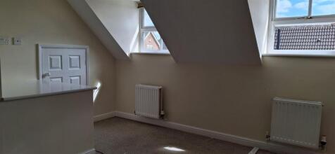 Bedroom 4.jpg