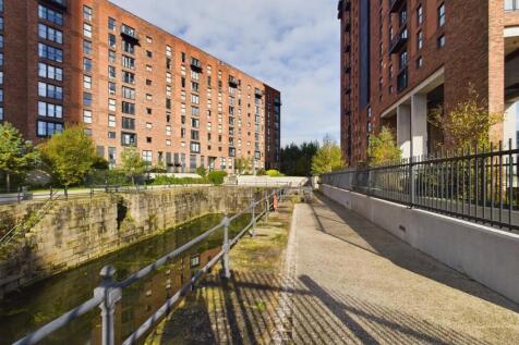 CAM01231G0-PR0080-STILL029