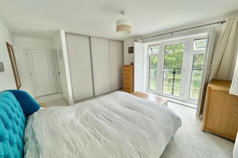 IMG-20240812-WA00...